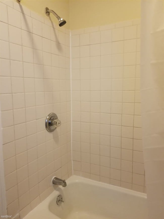 Building Photo - 2 br, 1 bath  - 119 Blake St 103