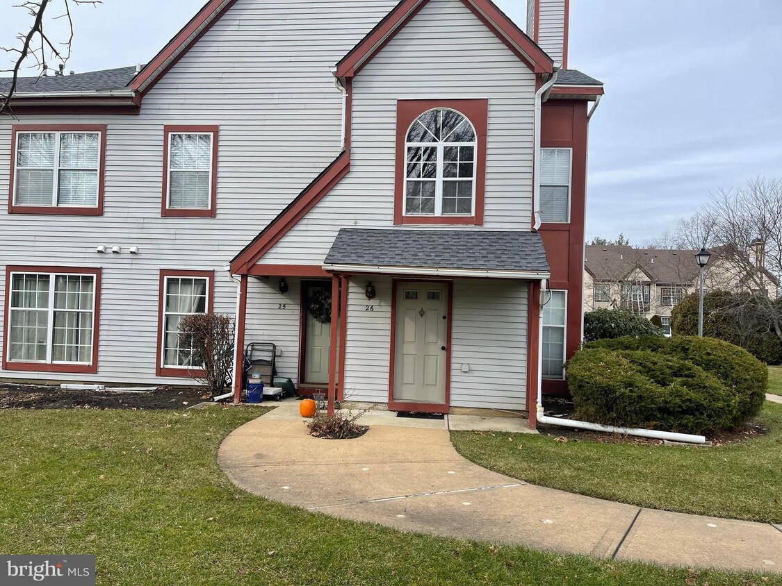 Primary Photo - 26 Andover Pl