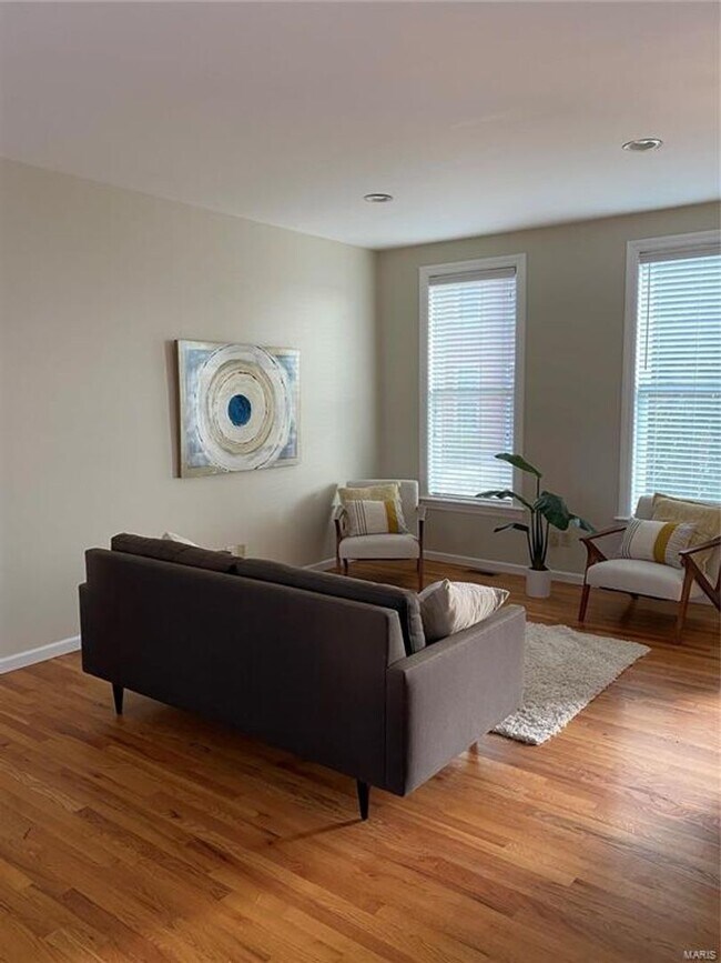 Foto del edificio - 816 Ann Ave