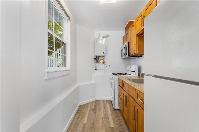 Foto del edificio - 1443 Stanton St