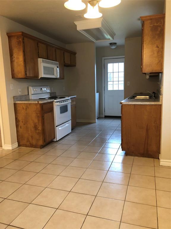 Building Photo - 103 Bolero Way