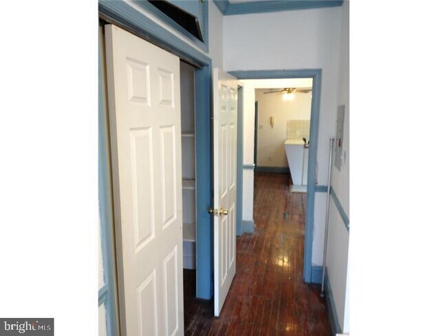 Foto del edificio - 6330 Germantown Ave