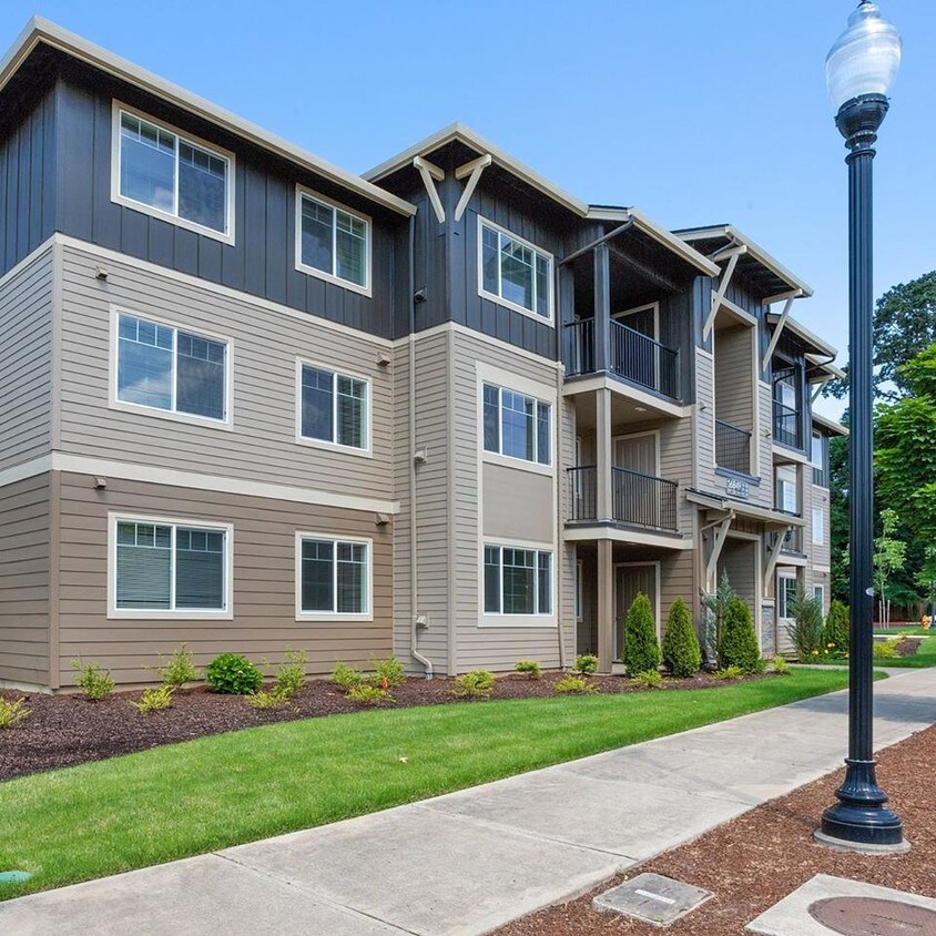 16833 SW 131st Ave, King City, OR 97224 Apartments King City, OR