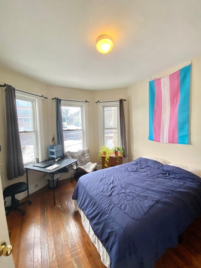 Foto del edificio - 21 Bucknam St