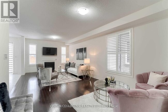 Building Photo - 15 Germain Cir