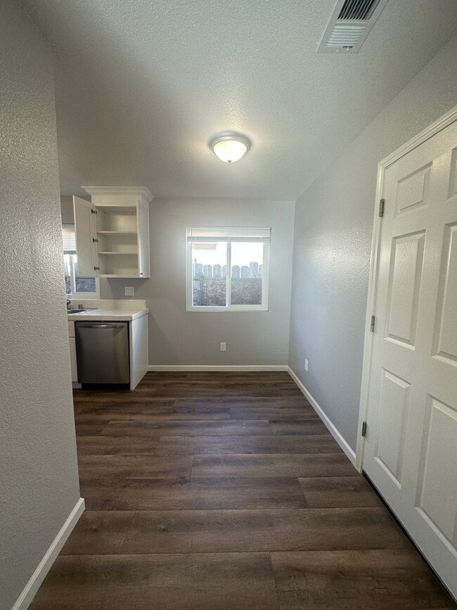 Building Photo - 9523 Bancroft Way