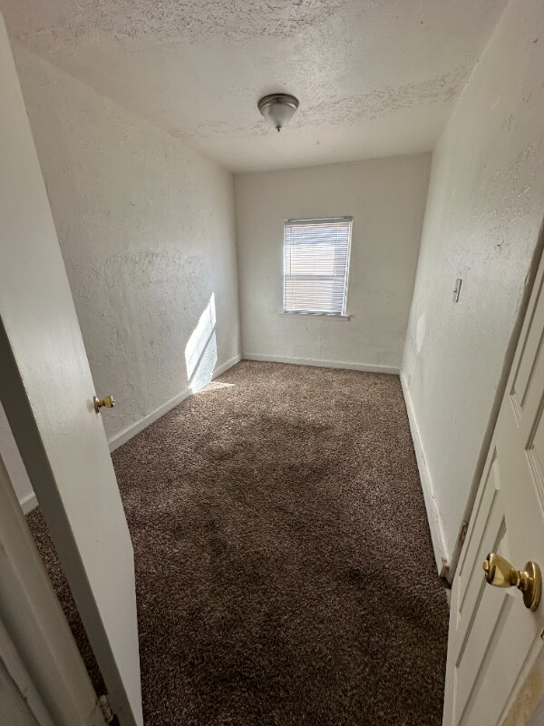 Building Photo - 411 S Santa Fe Ave