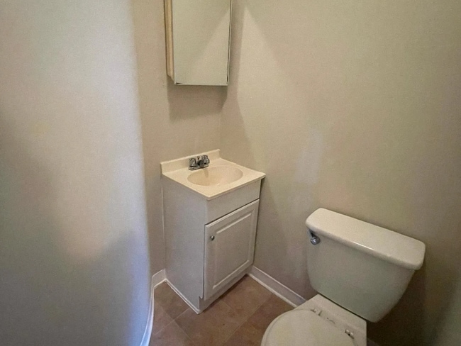 Foto del edificio - 3587 Midway Rd