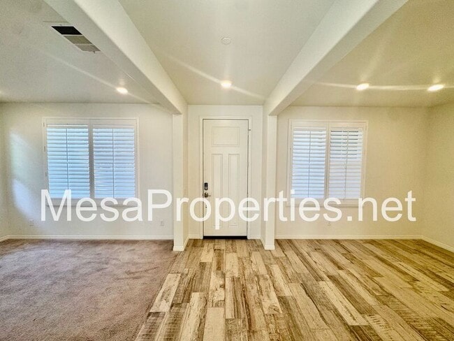 Building Photo - 13187 Oatman Dr