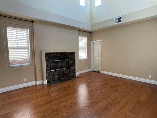 Foto del edificio - Executive Home overlooking The Bridges Golf Club in San Ramon