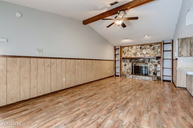 Building Photo - 3 br, 2 bath House - 14074 Oleta Street UNIT