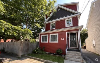 Building Photo - 14 Plum St