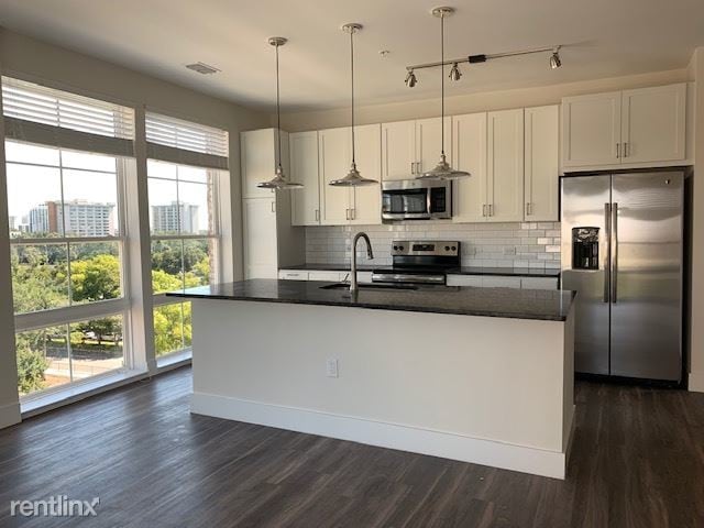 3 br, 2 bath - 735 Main Ln - 3 br, 2 bath  - 735 Main Ln