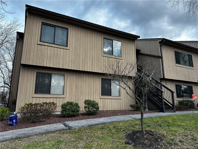 Foto del edificio - 3904 Wild Berry Ct