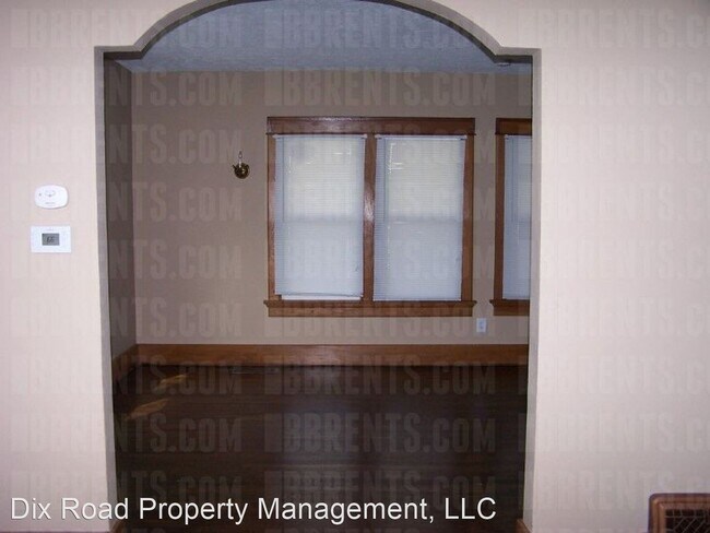 Building Photo - 3 br, 1 bath House - 300 Cherry Drive,