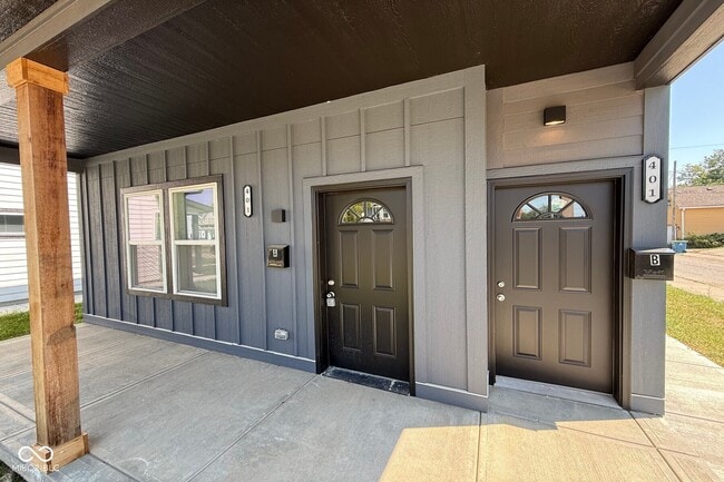 Building Photo - 401 N Walcott St
