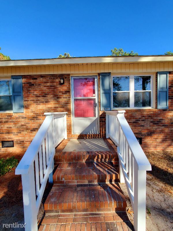 Building Photo - 3 br, 2 bath House - 2801 Fields Rd