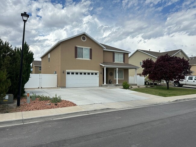 Building Photo - 458 S 2970 W