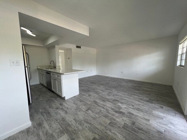 Building Photo - 4507 3rd Street Cir W
