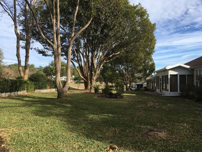 Foto del edificio - 409 W Hillmoor Ln