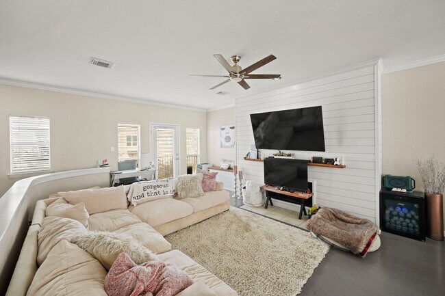 Foto del edificio - 2605 W Dallas St