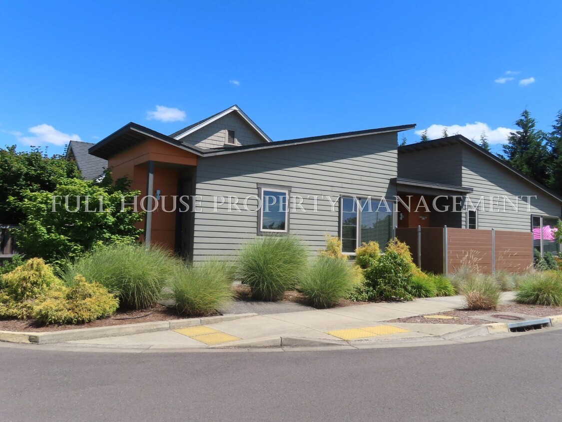 Primary Photo - 1 br, 1 bath House - 1213 Little John Ln.