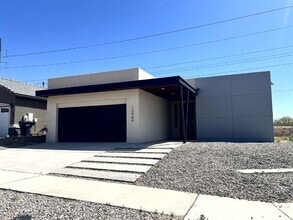 Building Photo - 12966 Terrington Ave