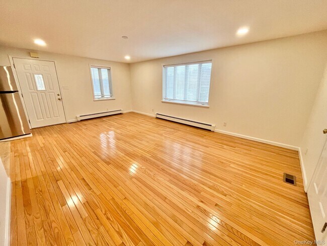 Foto del edificio - 103 Bennett Ave