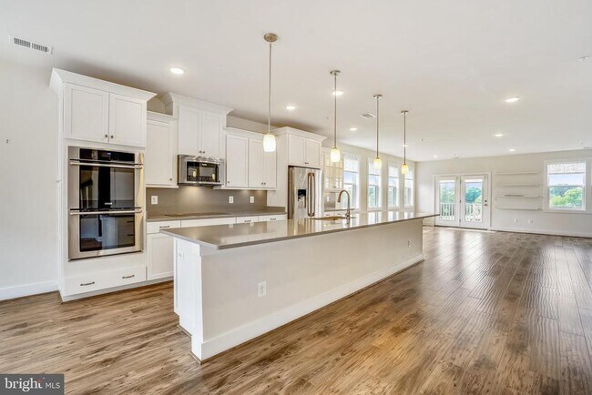 Building Photo - 20569 Milbridge Ter