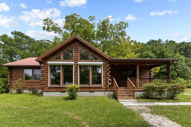 Building Photo - 126 George Jones Rd