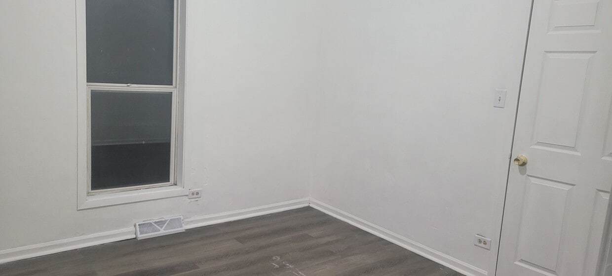 Foto del edificio - 15634 Lincoln Ave