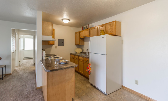 Kitchen - Village Pointe