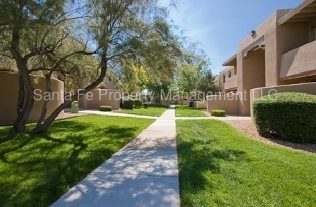 Foto del edificio - 601 W San Mateo Rd