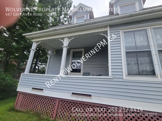 Building Photo - Beautiful old charm