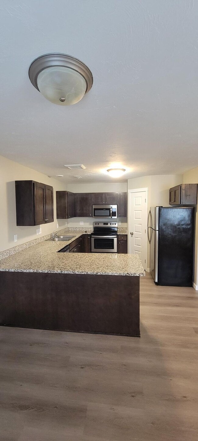 Building Photo - 2898 Murwood