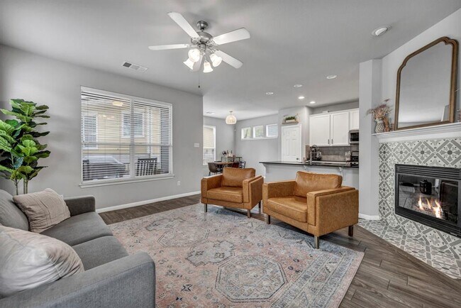 Foto del edificio - 411 W St Elmo Rd