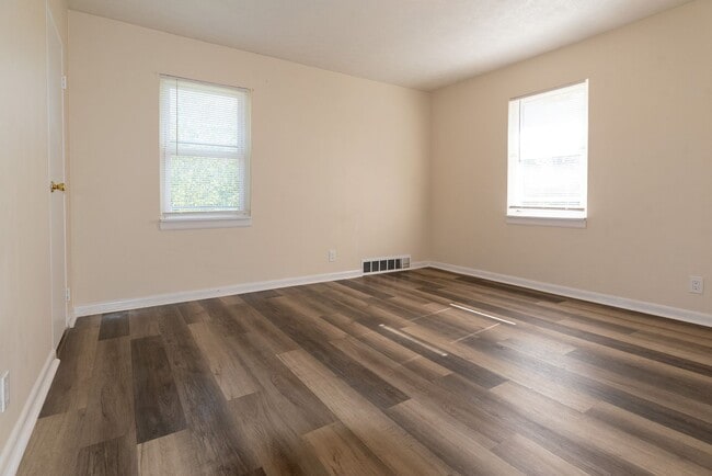 Foto del edificio - 3516 Brockton Ln