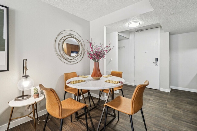 10 impresiones - 1853 W Mockingbird Ln Unidad 105 - S2908-010 - Providence Mockingbird