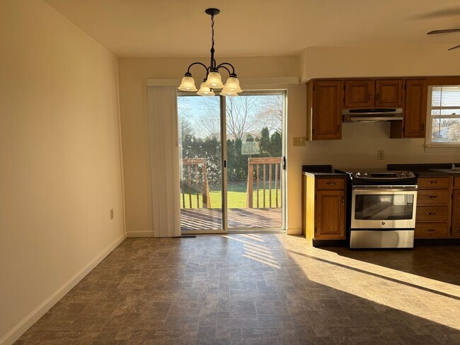 Foto del edificio - 110-112 Fridy St.