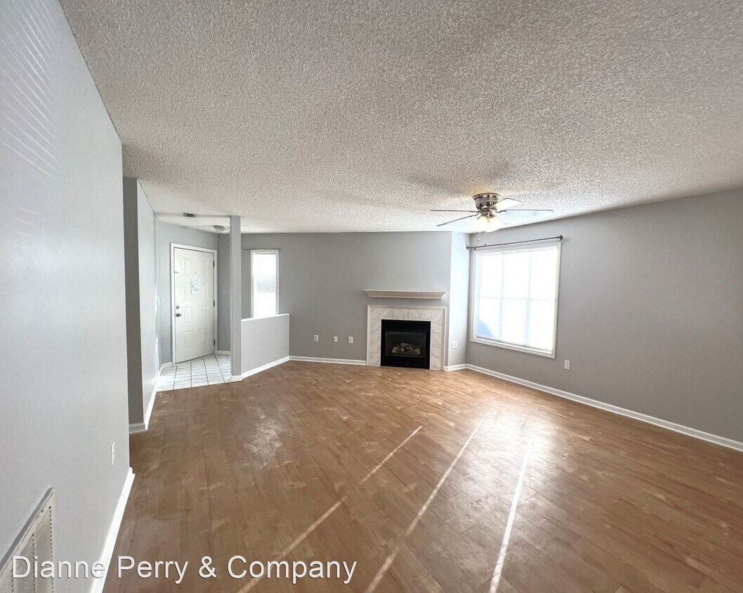 2 br, 2 bath House 4162 Breezewood Dr, U... House Rental in