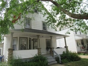 Building Photo - 2080 Halstead Ave