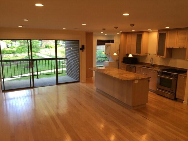 Foto del edificio - 11248 Chestnut Grove Square