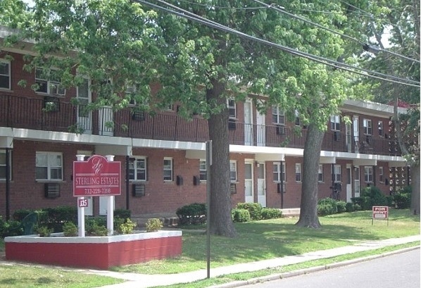 Building Photo - Sterling Estates