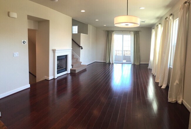 Building Photo - 285 OKeefe Way