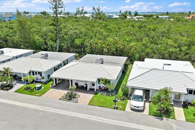 Building Photo - 820 Spanish Dr S