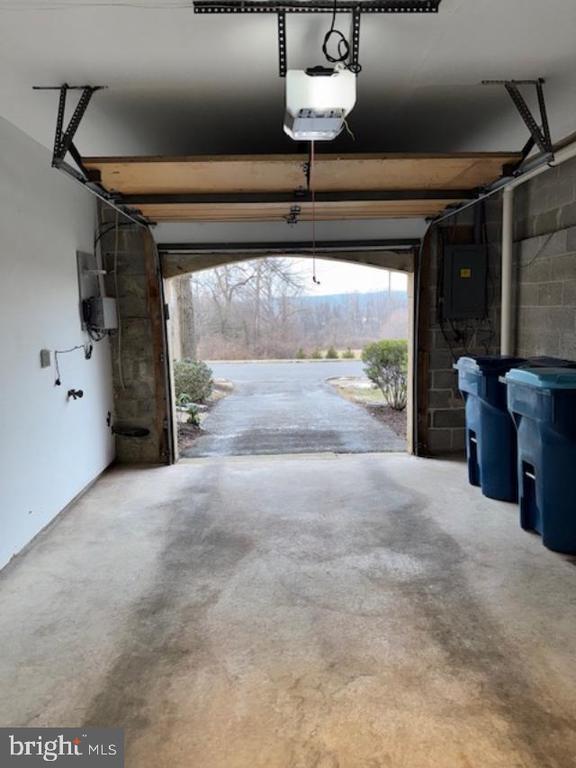 Foto del edificio - 468 Lynetree Dr