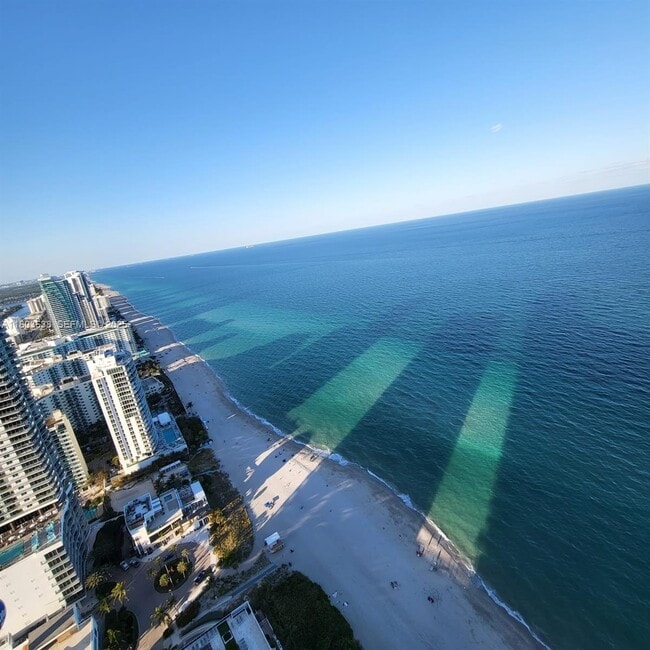 Building Photo - 1830 S Ocean Dr