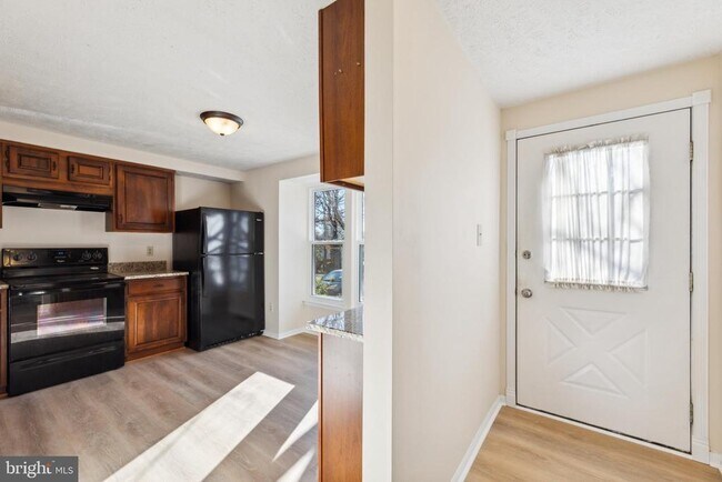 Foto del edificio - 15023 Oak Crest Ct