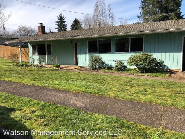 Building Photo - 206 Cedar Ln