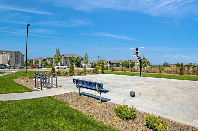 Foto del edificio - Gorgeous Townhomes in Entrata Farms of Meridian. Luxurious Amenities!